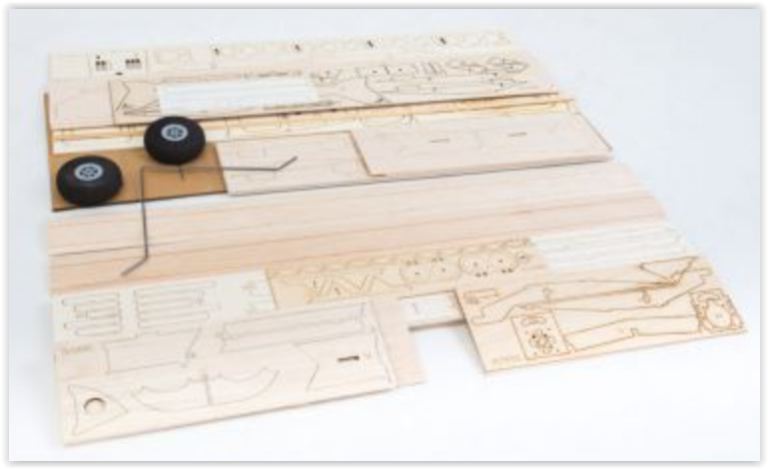Shorty Trainermodell 1300 balsa kit