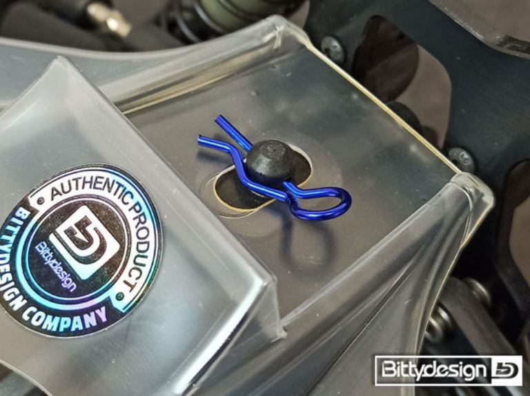 Clips carrozzeria blu 1/8 1/5 8pz destre e sinistre 4+4