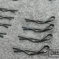 Clips carrozzeria nero 1/10 8pz destre e sinistre 4+4