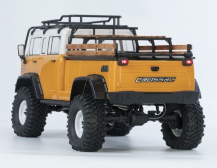 Scaler JT4 EMO giallo e bianco 1/10 montato con radio