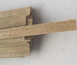 LISTELLI NOCE  0,6x5mm 50pz - M80002