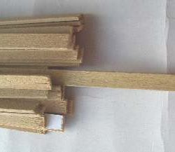 Listelli noce mm  1,5x6   50pz - M80025