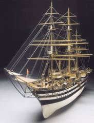 AMERIGO VESPUCCI KIT n°1  1/84 SCAFO E PONTI - M650