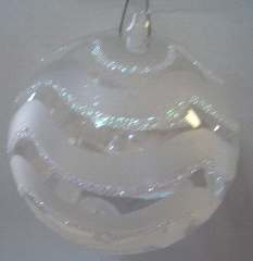 SFERA ONDE IRIDESCENTI 8cm 1pz Vetro Soffiato - YSA2833