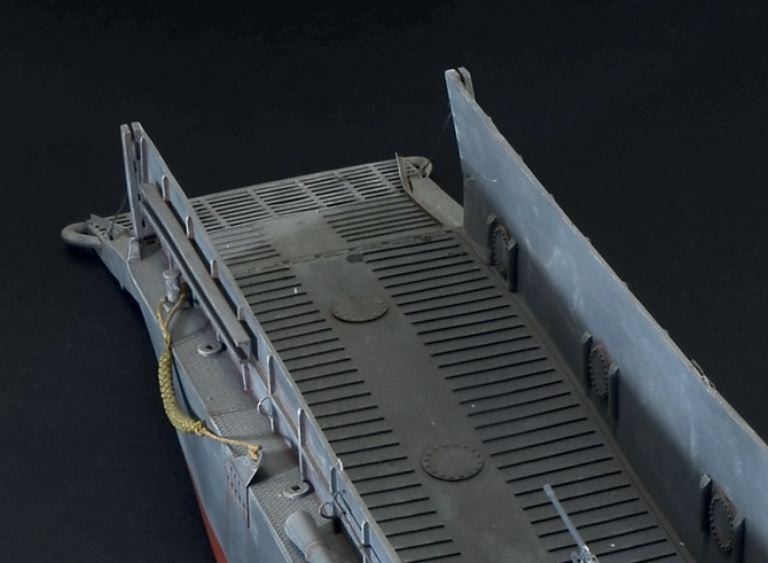 LCM-3 1/35 LCM3 mezzo da sbarco USA - ITA6755 - immagine 7