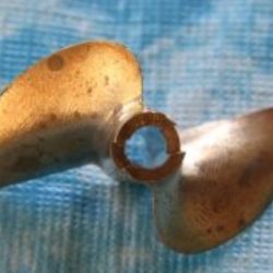 ELICA NAVALE IN BRONZO  42x1,4 BIPALA DRIVE DOG FORO 4,76mm - TFL4214220