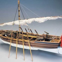 Lancia armata 1800 1/16 lunga 620mm vele non incluse - M748