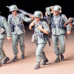 GRUPPO MITRAGLIERI        1/35 TEDESCHI WWII - TAM35184