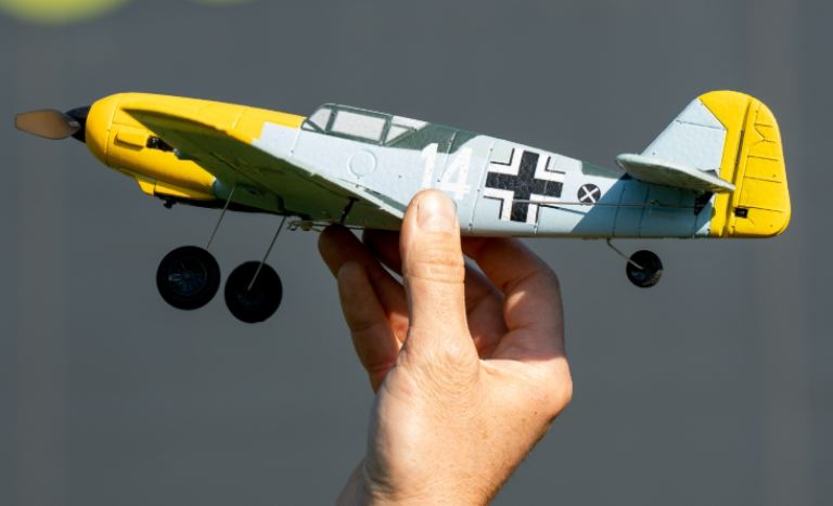 MDX BF109 E Messerschmitt 400mm completo di tutto con giroscopio 6 assi - RBT-MD11491 - immagine 7