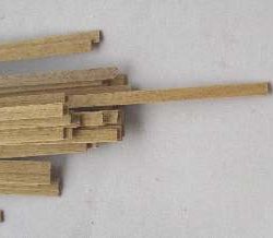 LISTELLI NOCE mm  0,6x3   50pz - M80001