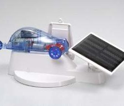AUTO CON RICARICA CELLE SOLARI SOLAR CHARGER SET - TAM75024