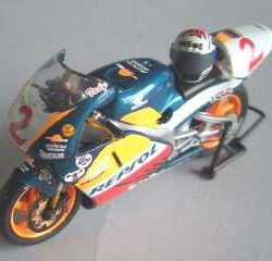 HONDA NSR 500 OKADA 1998  1/24 - ONYWHE99002