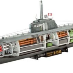 U-BOOT TYPE XXI          1/144 CON INTERNI DETTAGLIATI - REV5078