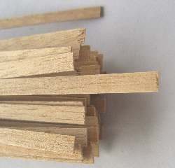 LISTELLI NOCE mm    1X5   50PZ - M80006