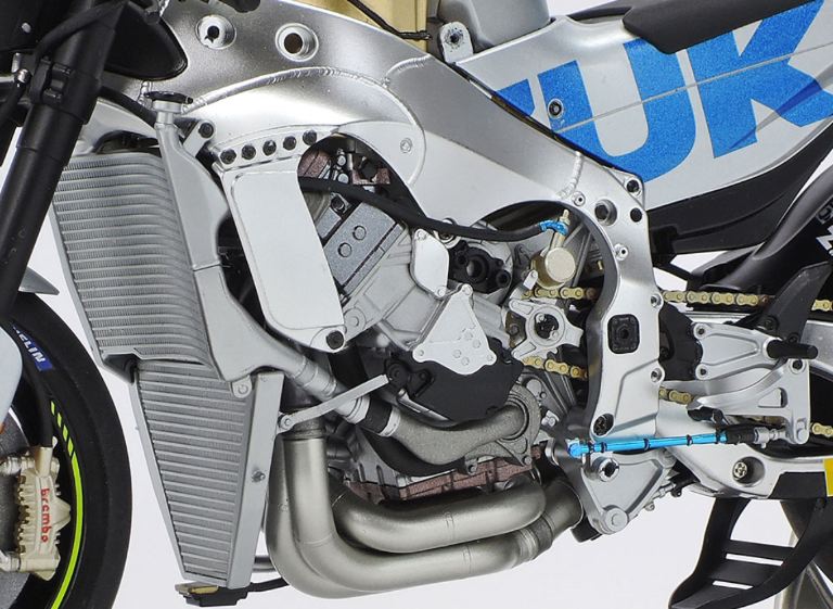 Suzuki GSX-RR 1/12 World Champion 2020 - TAM14139 - immagine 5