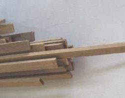 LISTELLI NOCE mm    2x5   50pz - M80027