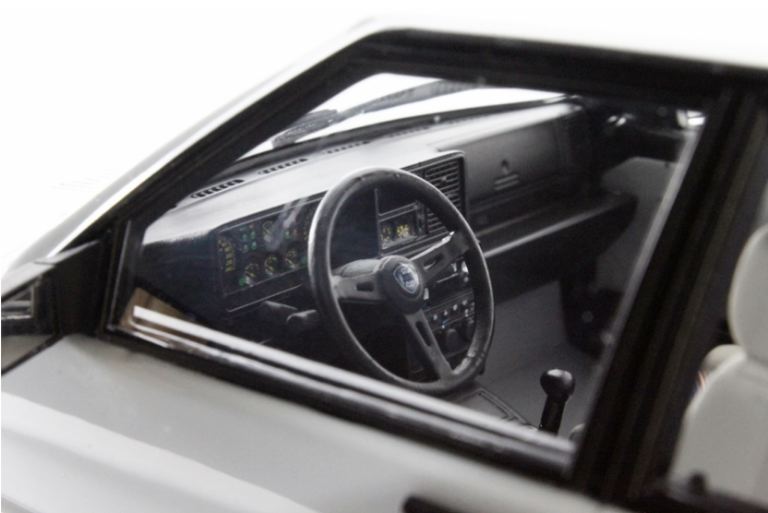 LANCIA DELTA 1600 HF BIANCA 1/18 TURBO IE R86 SERIE 3 1986 - LAULM108A - immagine 3