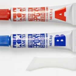 Epoxy 5 minuti per incollare parti fotoincise e pressofuse sui modelli - TAM87100