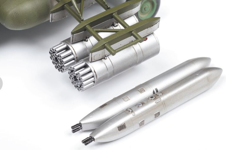 MIL MI-8MT elicottero Russo multiruolo 1/48 - ITA4828ZS - immagine 5