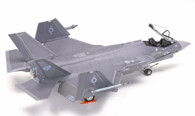 F35C Lightning 1/72 - TAM60794 - immagine 5