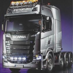 Catalogo RC Tamiya 2023 Volume 1 - TAMTP64444