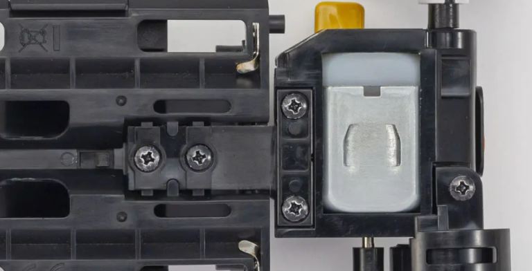 Audi R8 LMS 2015 bianca (Mini-Z RWD MR04 W-MM - KYO32357AS - immagine 9