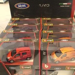 BOX FURGONI ITALIANI 24pz 1/43 - BUR18-30330