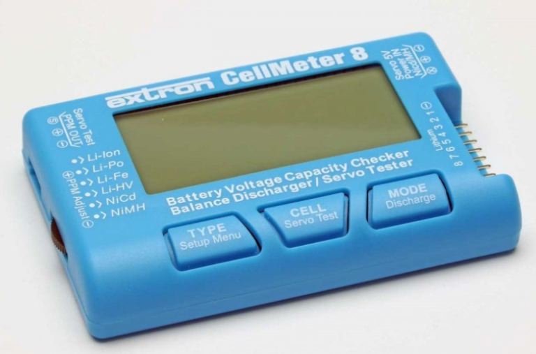 Tester per batterie LiPo e NiMh e provaservi Cell Meter 8 - PCHX5501