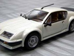 RENAULT ALPINE A310 V6 GT 1/43 BIANCA - REVUH1611