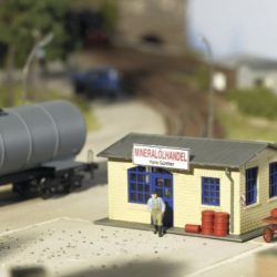 Casetta commercio di oli minerali Gunther HO - FALPI61834