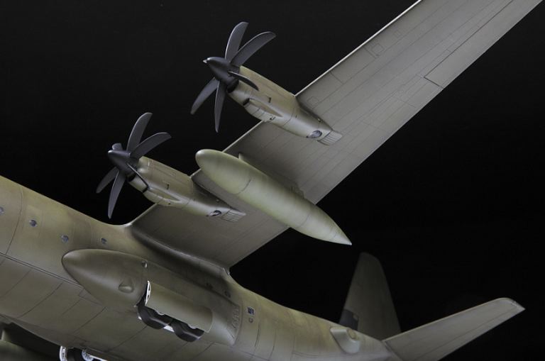 C-130 J30 1/72 C130 Italian Air Force 50 gruppo - ITAZS7324 - immagine 5