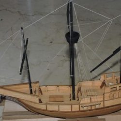 SANTA MARIA 410mm        1/100 SERIE LE PICCOLE - M610