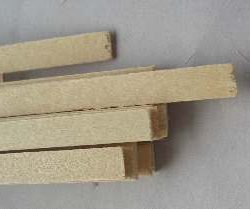 LISTELLI TIGLIO 1x6mm 20pz LUNGHI 1mt - M82632