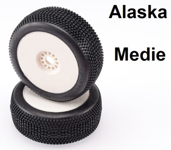 Gomme + cerchi Alaska Medie 2pz buggy 1/8 incollate - HTR001-0433