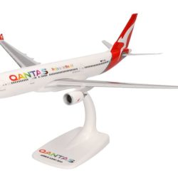 Airbus A330-200  Qantas (Pride is in the Air) - HER614061