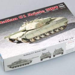 Carro Italiano C1 Ariete MTB 1/72 Trumpeter