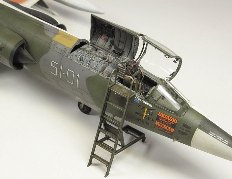Kinetic F104G/S ASA/M Starfighter Italian Air Force 1/48 F-104G/S