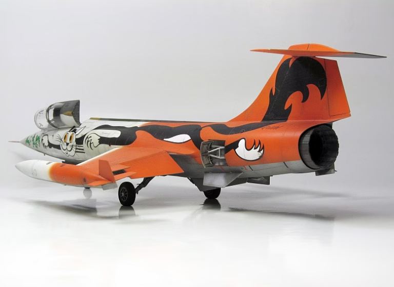 Kinetic F104G/S ASA/M Starfighter Italian Air Force 1/48 F-104G/S