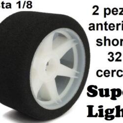 Gomme Shore 32 Super Light anteriori pista 1/8 cerchi bianchi