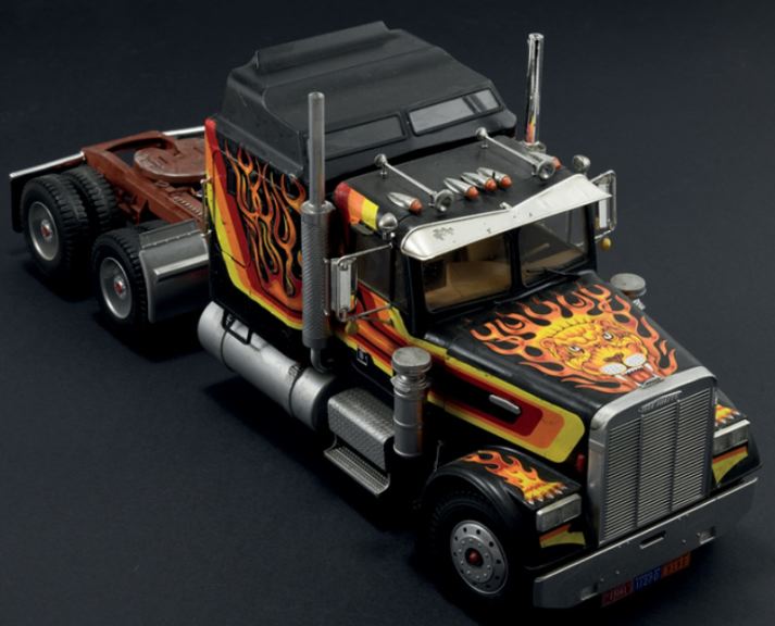 Camion Freightliner Aerodyne 1/24