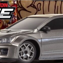 Myte D Race stradale 1/43 grigia micro auto con radio completa Blackzon
